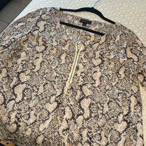 Bold elements top brand new without tags never worn size medium